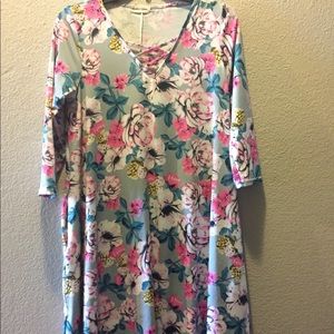 Floral 3/4 sleeve dress